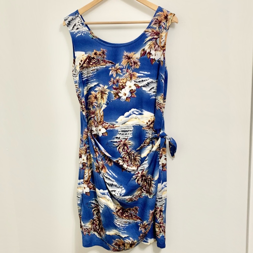 Hilo Hattie Hawaiian Dress - Guitar Front Wrap - M